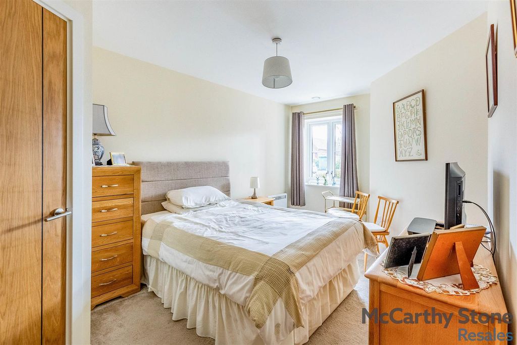 Additional image 11 of 1 bed flat for saleTresham Close, St. Marys Road, Kettering, Northamptonshire NN15