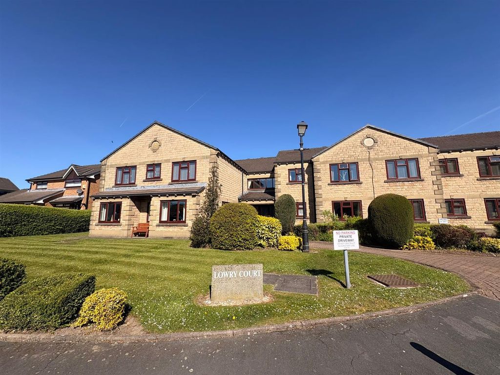 1 bed flat for saleLowry Court, Hyde SK14
