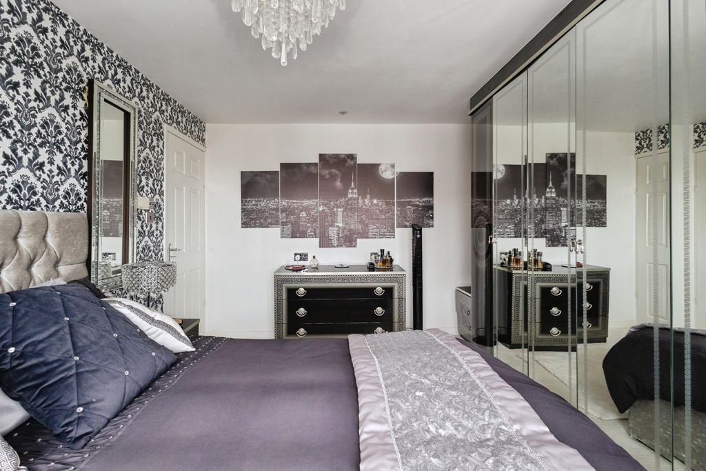 Additional image 24 of 4 bed detached house for saleWelch Road, Hyde, Greater Manchester SK14