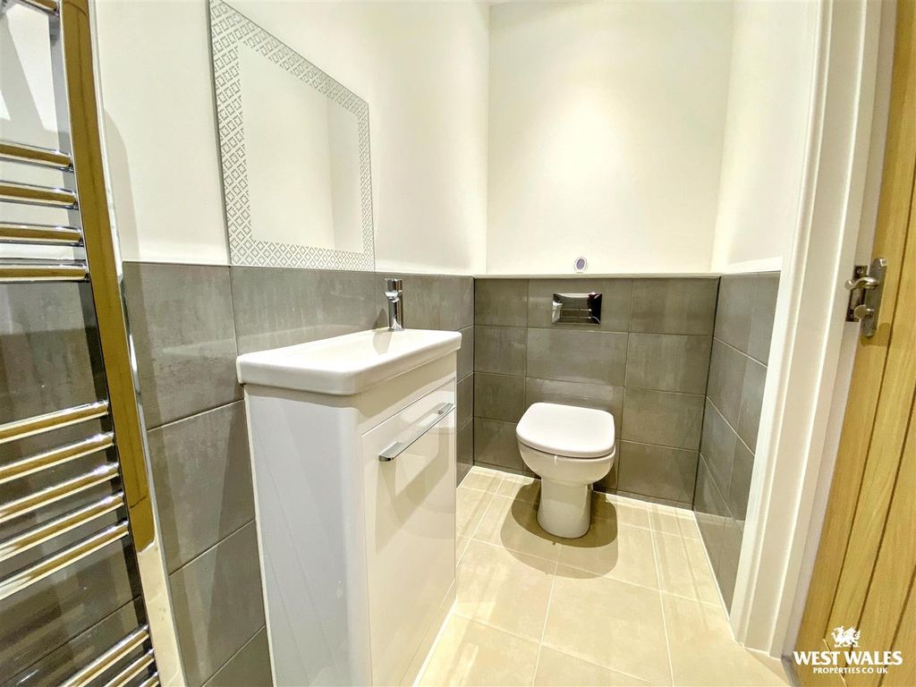 Additional image 17 of 3 bed detached bungalow for saleLlys Y Felin, Kidwelly SA17