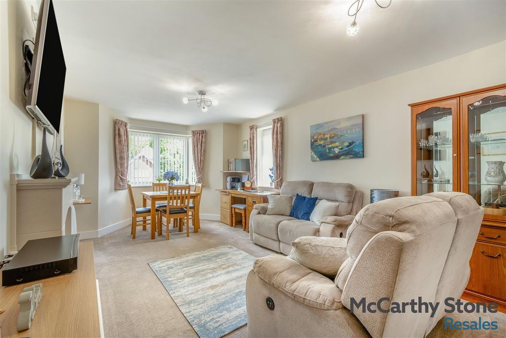 Additional image 2 of 1 bed flat for saleTresham Close, St. Marys Road, Kettering, Northamptonshire NN15