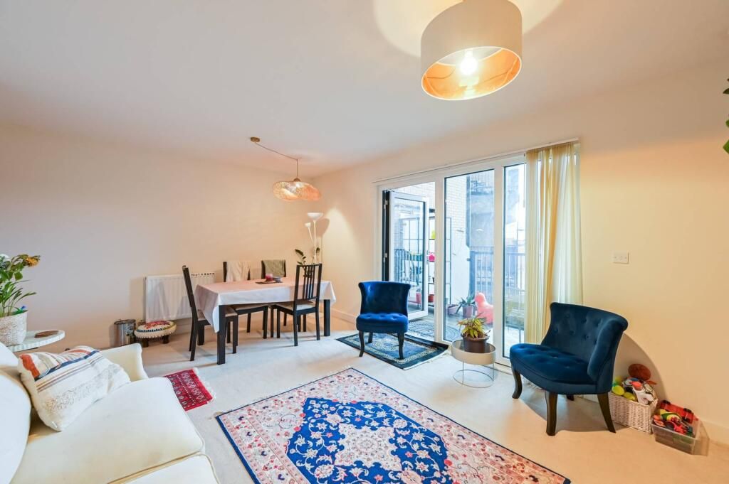 Additional image 14 of 3 bed flat for saleClarence Avenue, Gants Hill IG2