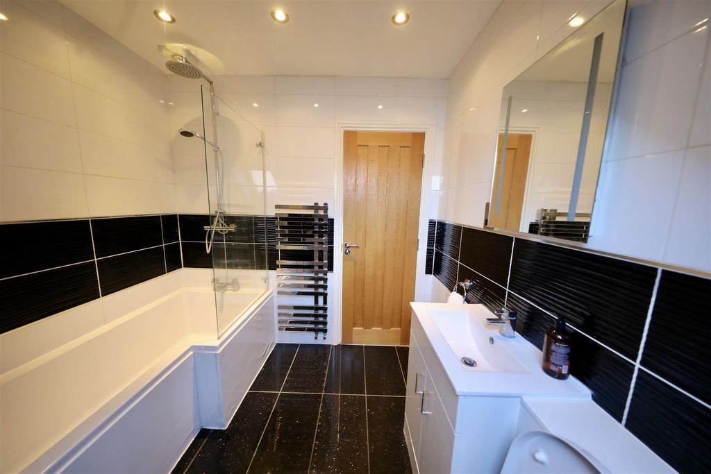 Additional image 9 of 2 bed flat for saleGeorge Street, Hull HU1