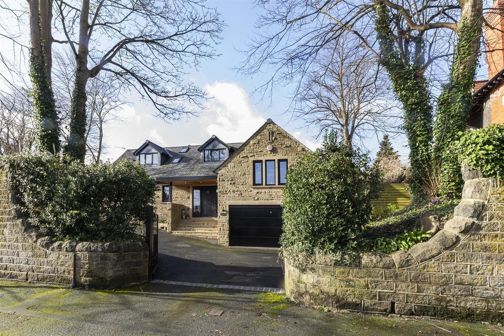 Additional image 58 of 4 bed detached house for saleOakfield Road, Birkby, Huddersfield HD2