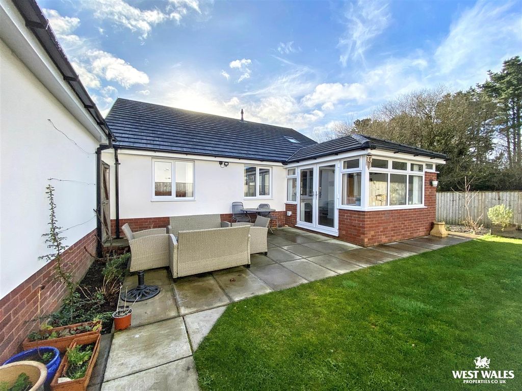 Additional image 4 of 3 bed detached bungalow for saleLlys Y Felin, Kidwelly SA17