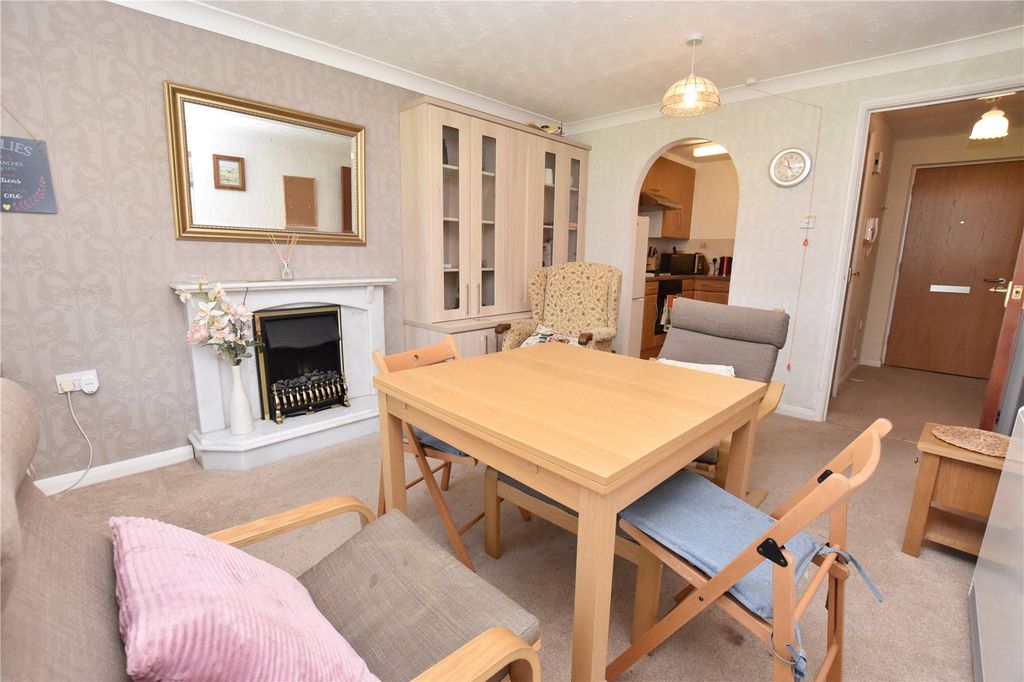 Additional image 4 of 1 bed flat for saleLowry Court, Hyde, Greater Manchester SK14
