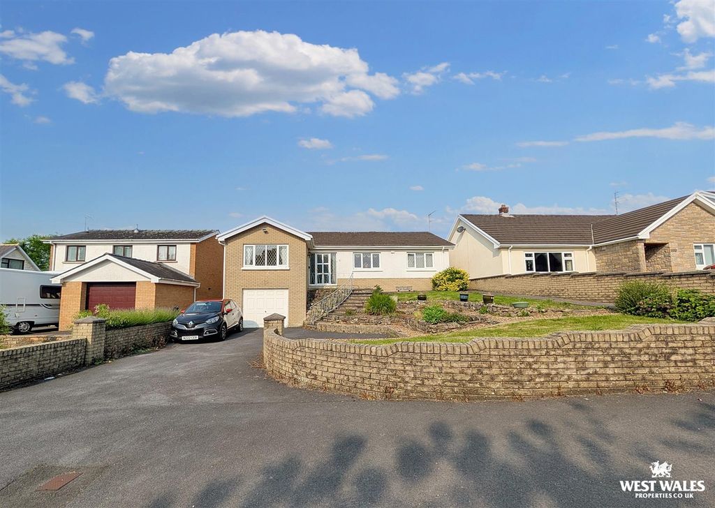 Additional image 23 of 3 bed detached bungalow for saleBanc Pendre, Kidwelly SA17