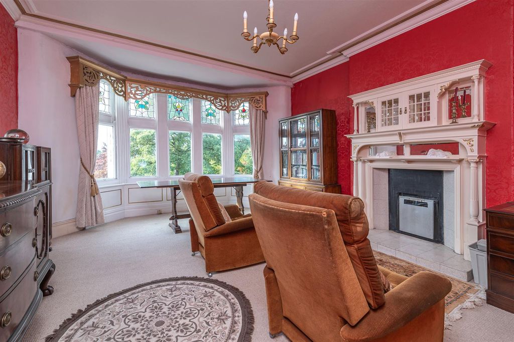 Additional image 21 of 6 bed semi-detached house for salePark Drive, Huddersfield HD1
