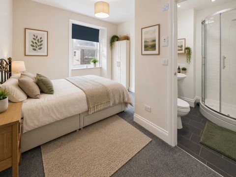 Clarence Place, Morice Town PL2, Room to rent