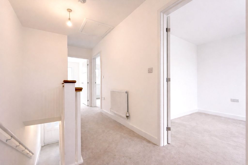 Additional image 4 of 3 bed semi-detached house for sale12, Gerddi Rhosyn, Station Road, Kilgetty SA68