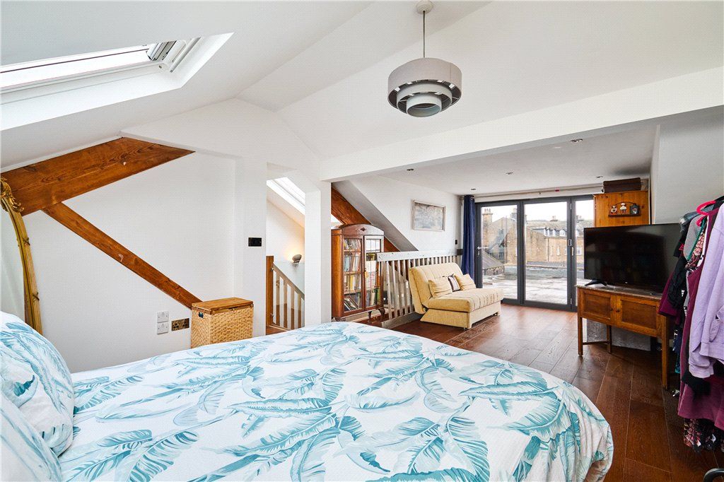 Additional image 7 of 3 bed flat for saleRailway Road, Ilkley, West Yorkshire LS29