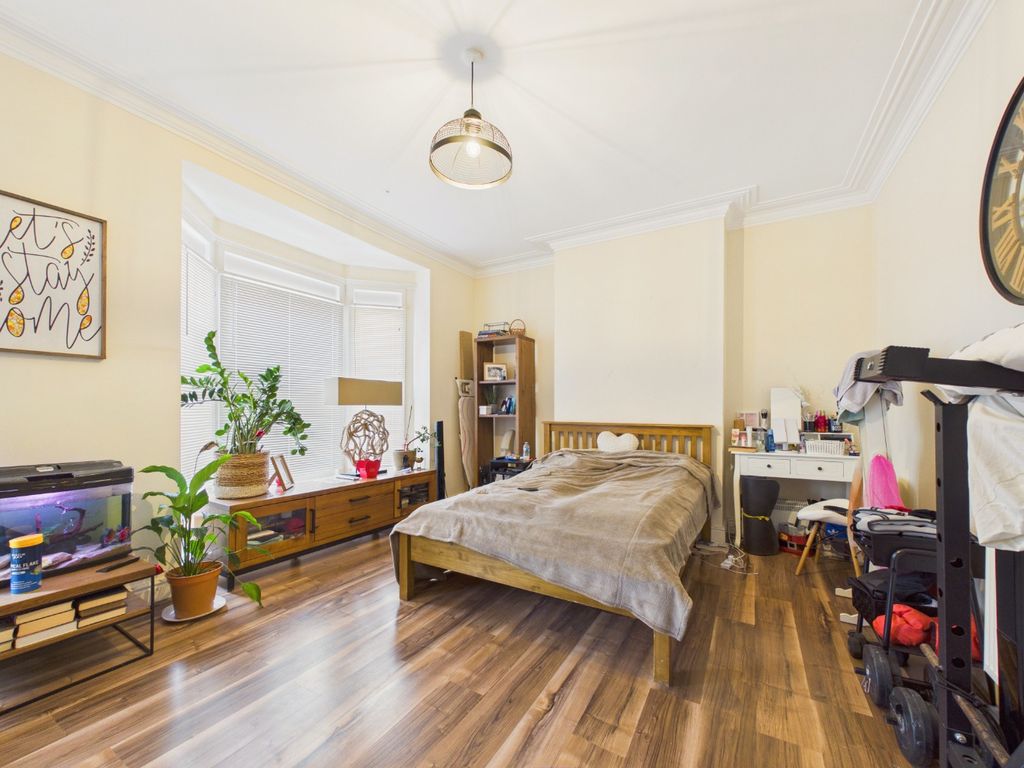 Additional image 4 of 2 bed flat for saleSpring Bank West, Hull HU3