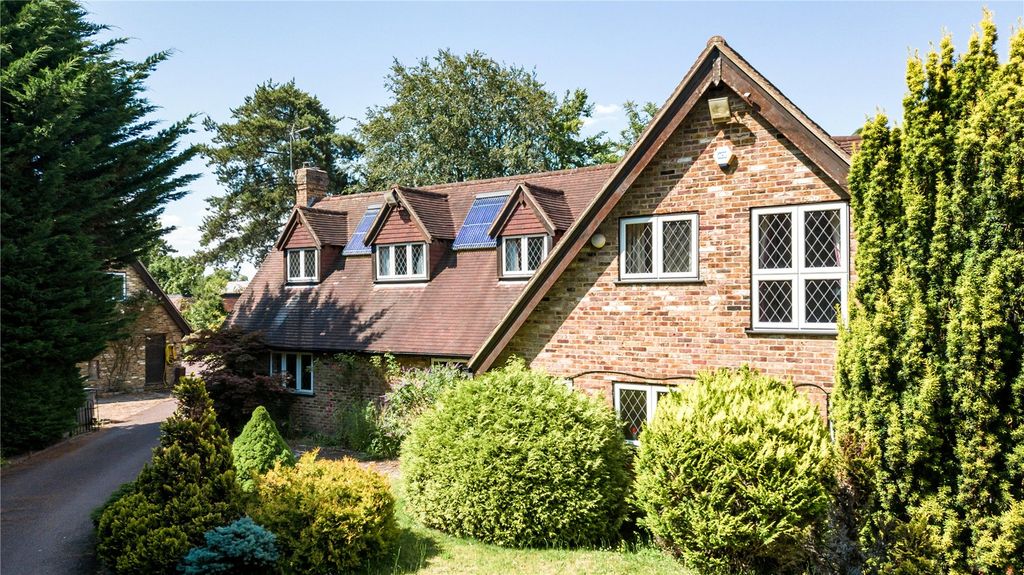 Additional image 2 of 7 bed detached house for saleWarren Lodge, Iver SL0