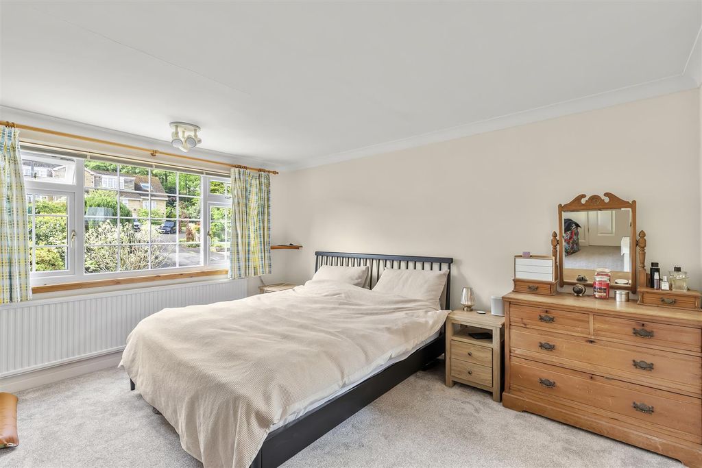 Additional image 11 of 4 bed detached house for saleWoodroyd Gardens, Ilkley LS29
