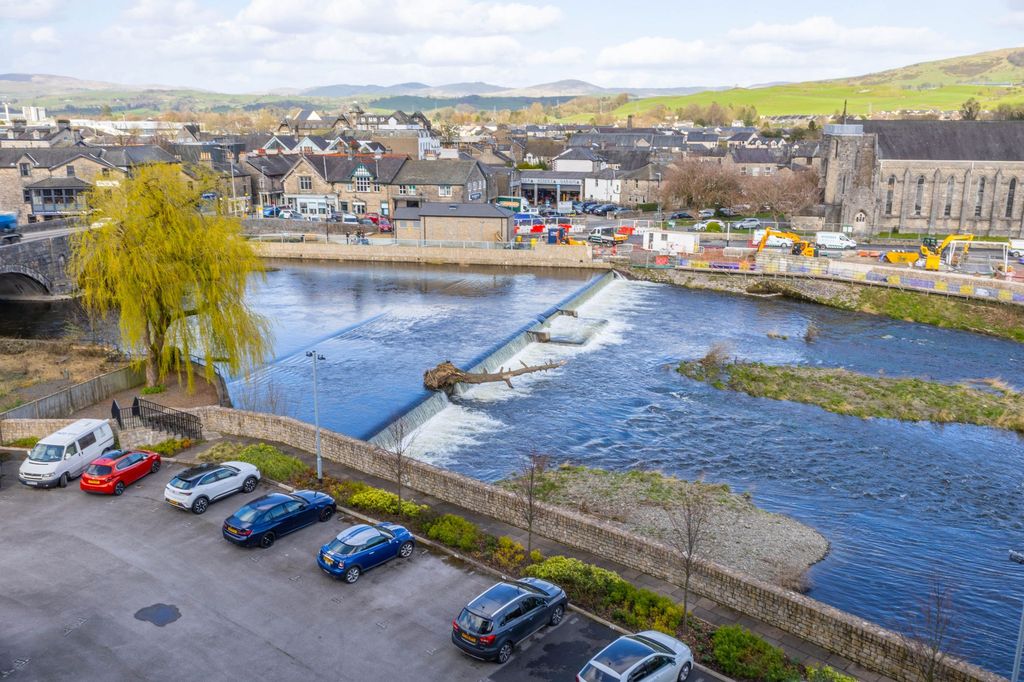 Additional image 18 of 2 bed flat for sale403 Sand Aire House Stramongate, Kendal LA9