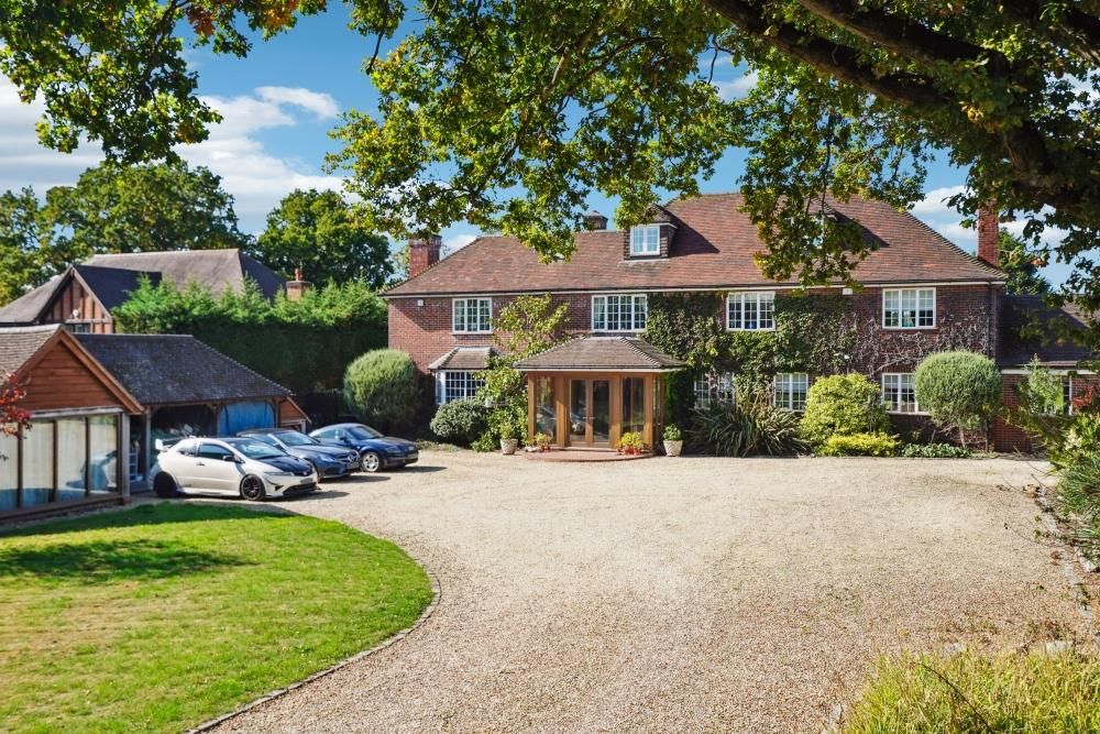 5 bed detached house for saleWood Lane, Iver, Buckinghamshire SL0