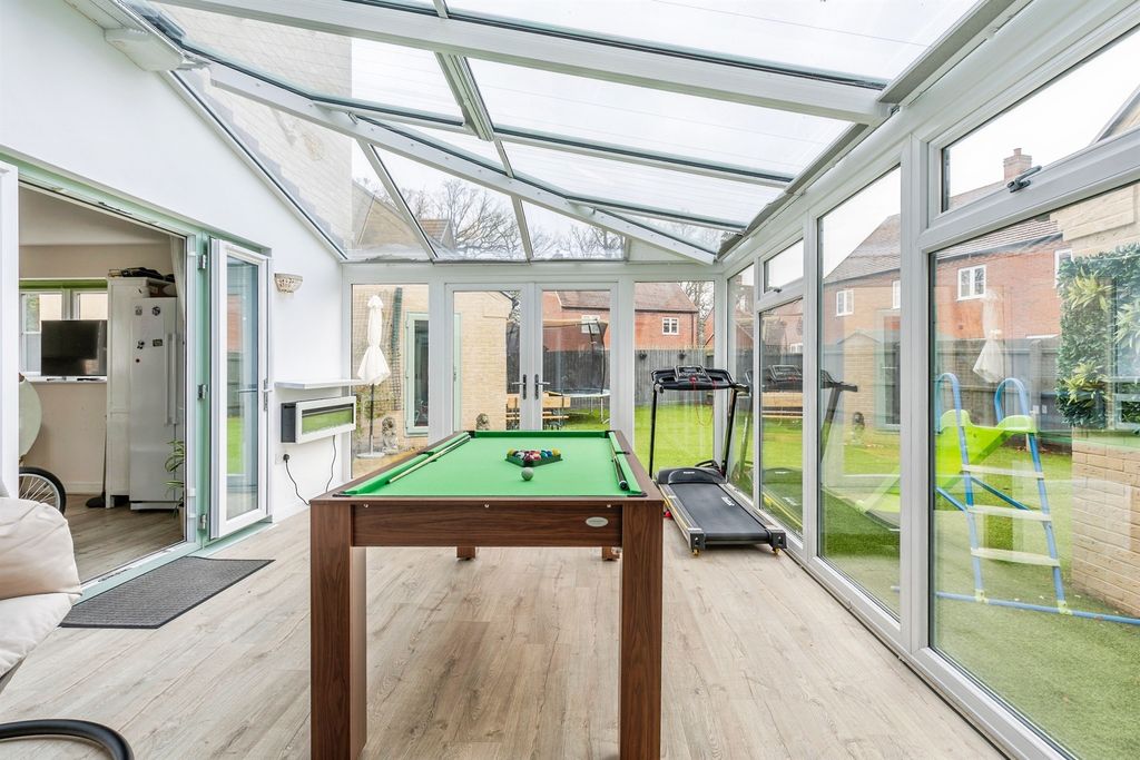 Additional image 4 of 5 bed detached house for saleCentral Avenue, Brampton, Huntingdon PE28