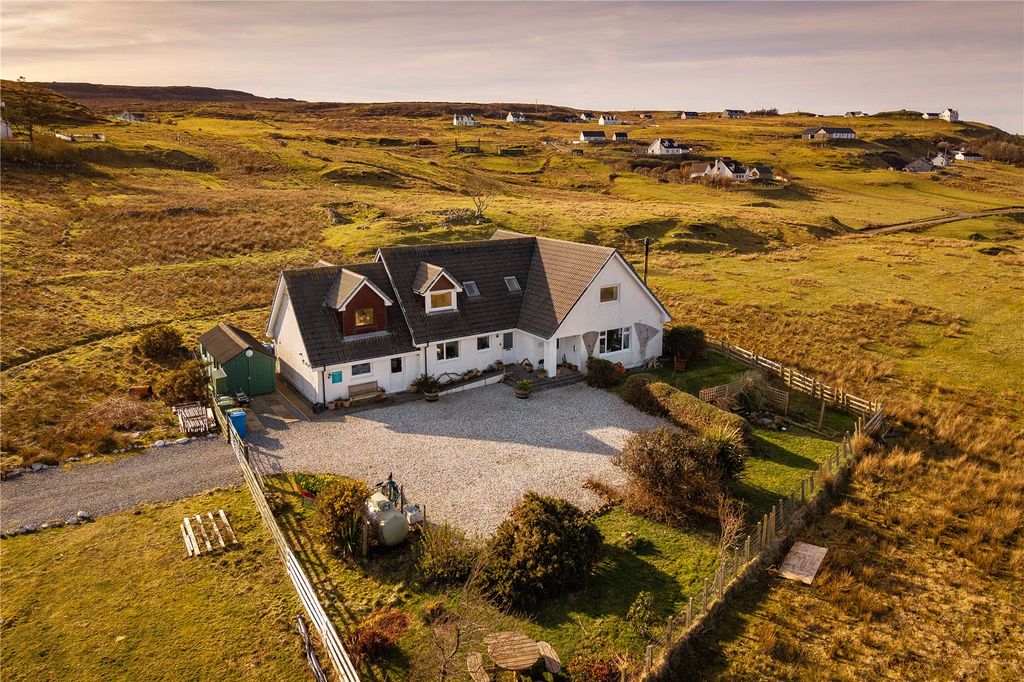 5 bed detached house for saleCarters Rest, 8 Upper Milovaig, Glendale, Isle Of Skye IV55 photo 5