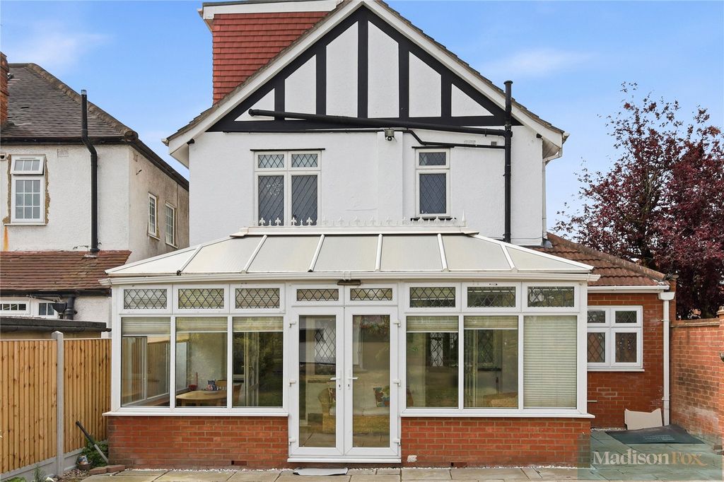 Additional image 29 of 4 bed detached house for saleWoodford Avenue, Ilford IG2