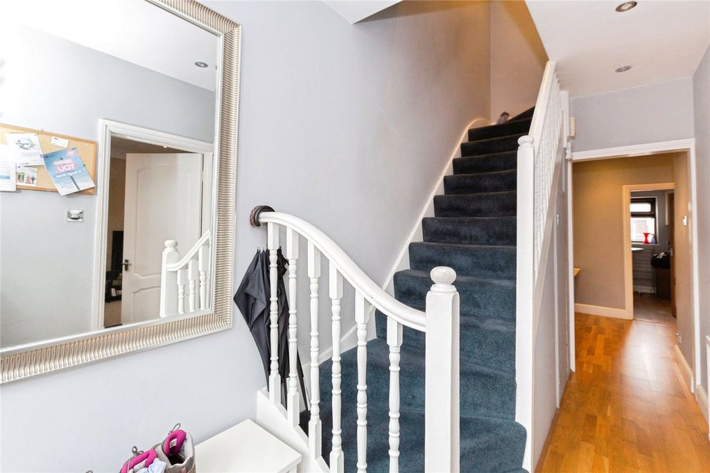 Additional image 3 of 5 bed end terrace house for saleTomswood Hill, Ilford IG6