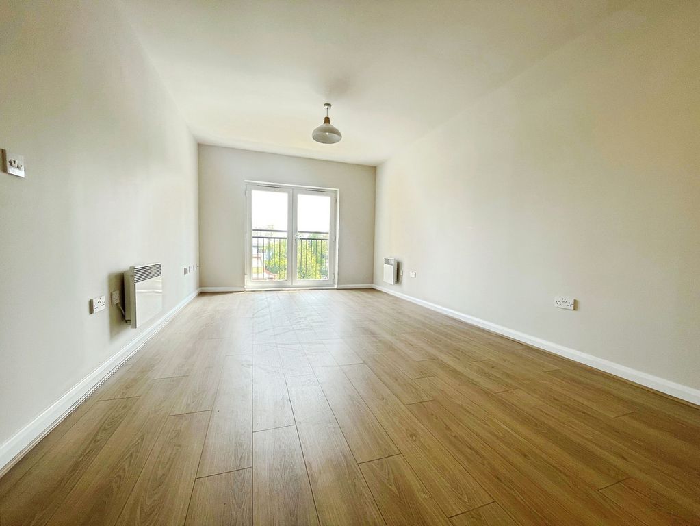 Additional image 4 of 2 bed flat for saleThe Hampden Building, Kidlington OX5