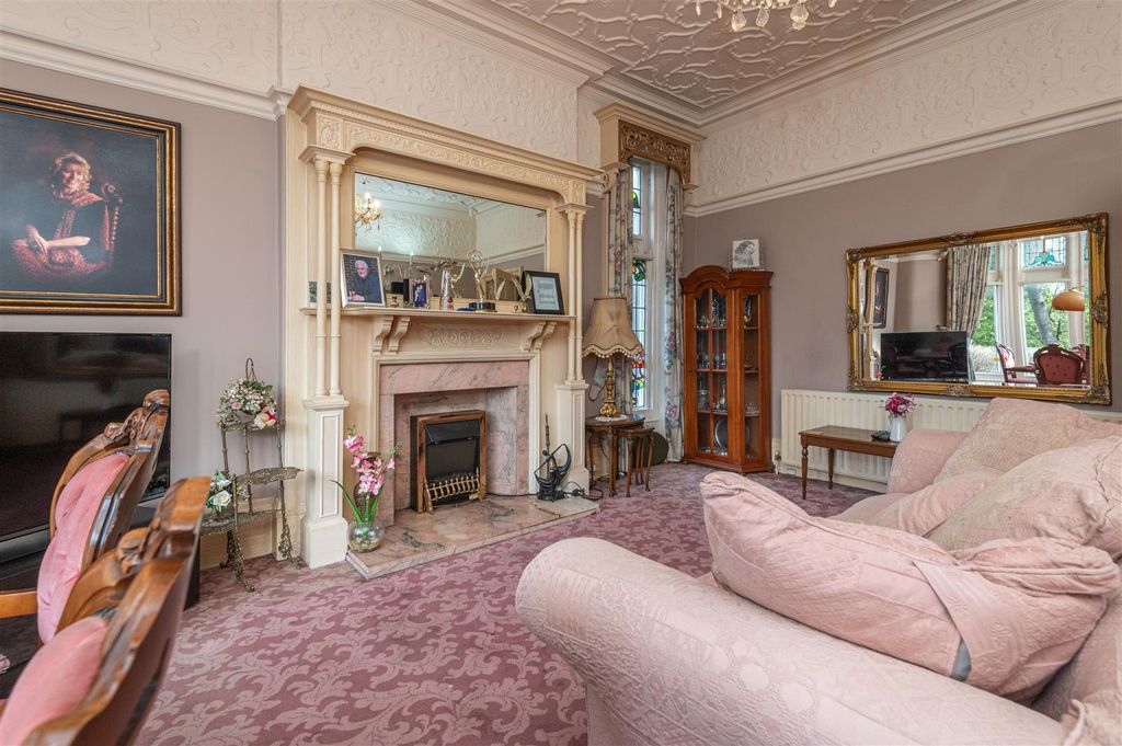 Additional image 8 of 6 bed semi-detached house for salePark Drive, Huddersfield HD1