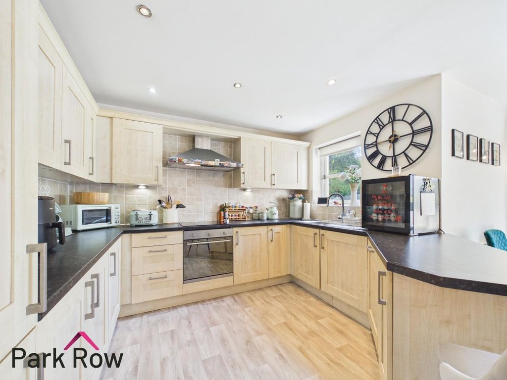 Additional image 7 of 2 bed flat for saleAbbeystone Way, Monk Fryston, Leeds LS25