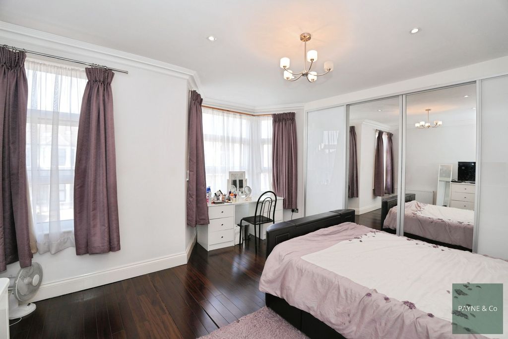 Additional image 14 of 5 bed terraced house for saleCavendish Gardens, Ilford IG1