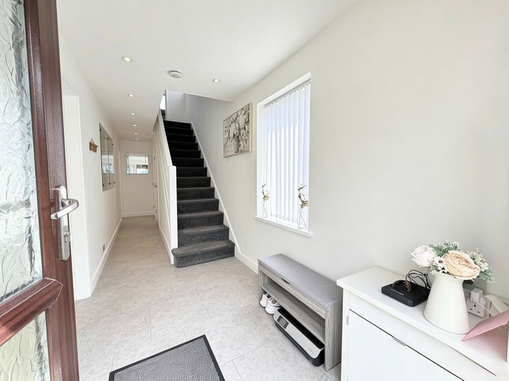 Additional image 2 of 3 bed town house for saleGrange Close, Hyde SK14
