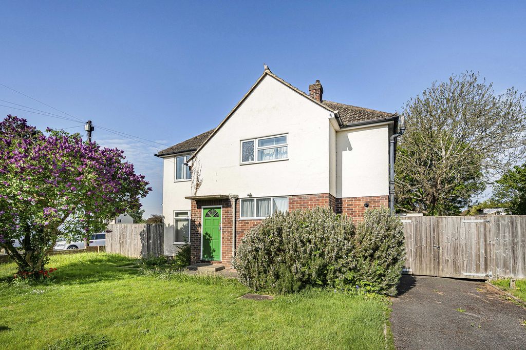 3 bed detached house for saleBlenheim Road, Kidlington OX5