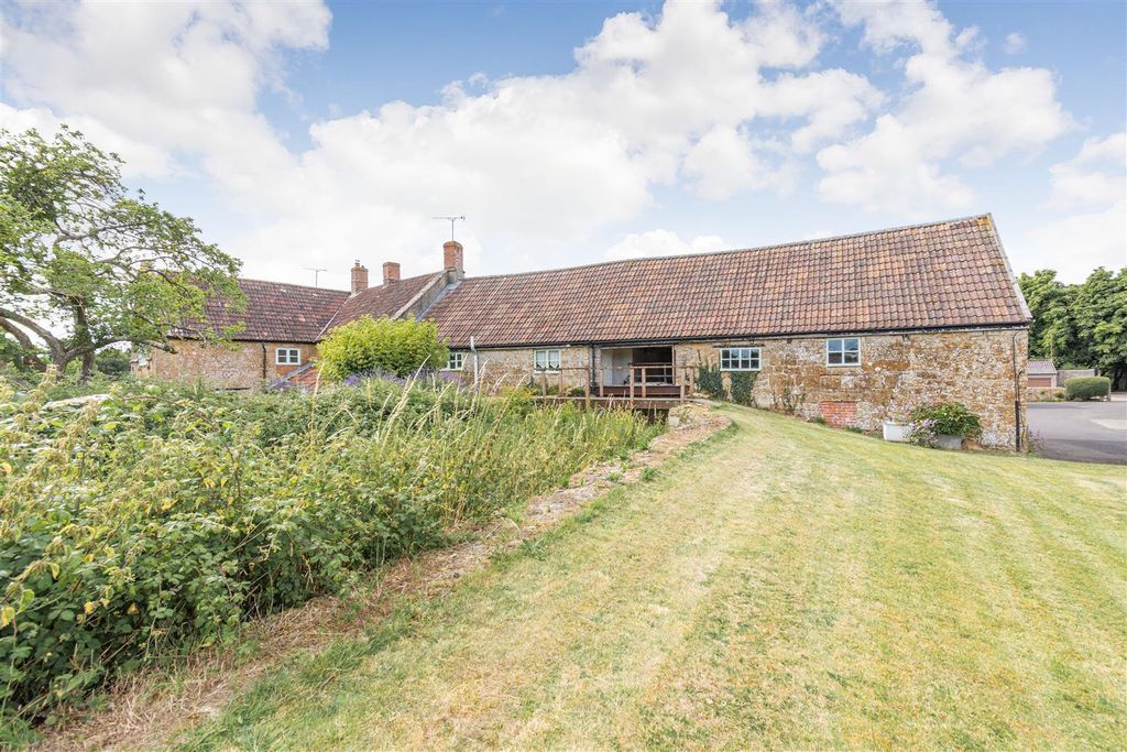 Additional image 4 of 6 bed farmhouse for saleSea, Ilminster TA19