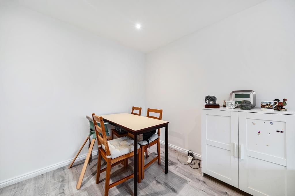 Additional image 5 of 3 bed flat for saleKidlington, Oxfordshire OX5