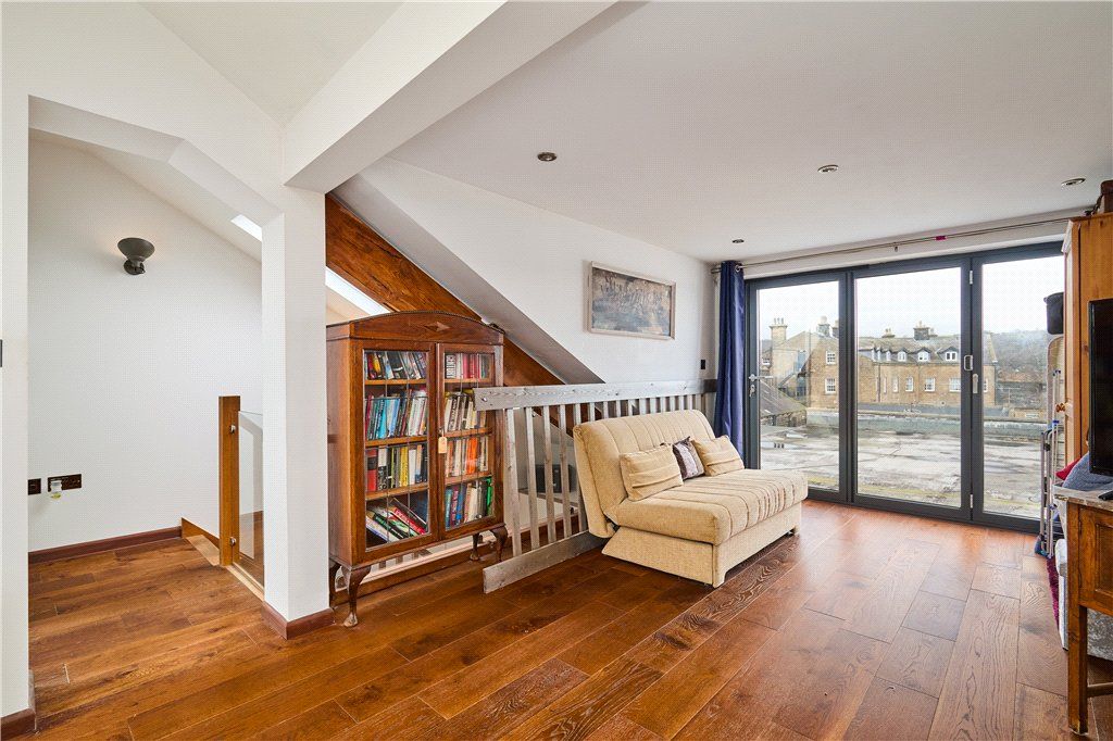 Additional image 9 of 3 bed flat for saleRailway Road, Ilkley, West Yorkshire LS29