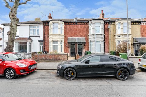 Stubbington Avenue, Portsmouth PO2, Room to rent