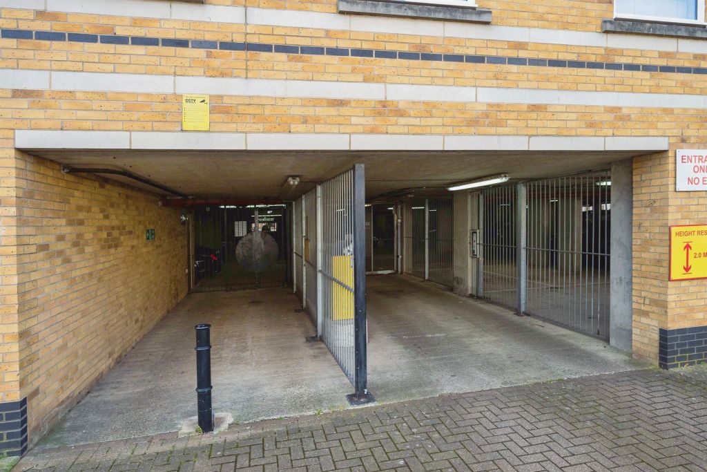 Additional image 20 of 2 bed flat for saleOvaltine Drive, Kings Langley WD4