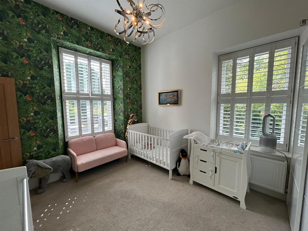 Additional image 16 of 2 bed flat for saleMottram Road, Broadbottom, Hyde SK14