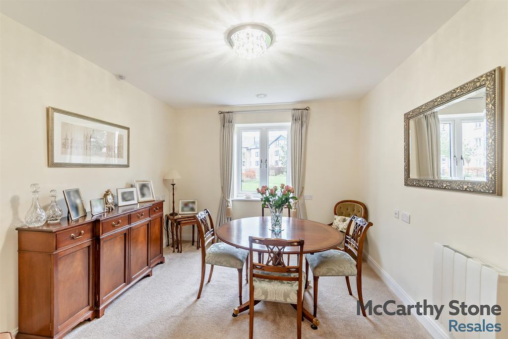 Additional image 4 of 2 bed flat for saleRailway Road, Ilkley LS29
