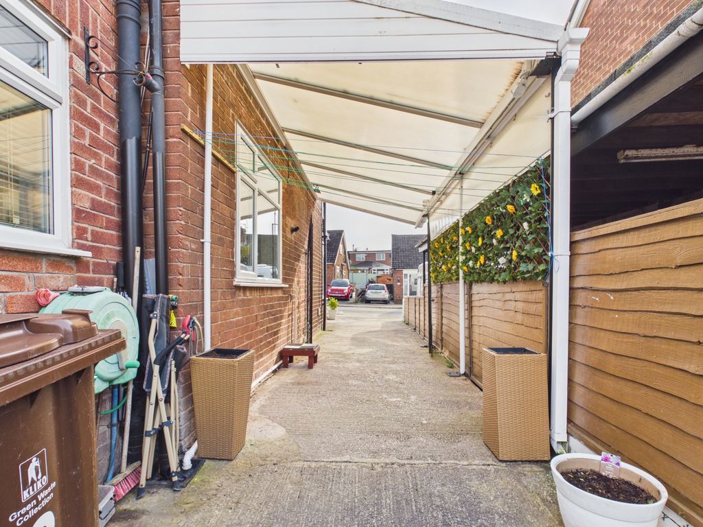 Additional image 31 of 3 bed semi-detached house for saleGrosvenor Crescent, Hyde SK14