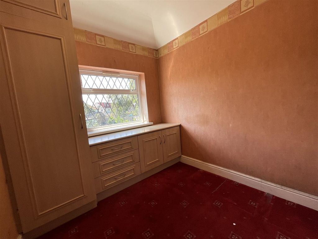 Additional image 5 of 3 bed semi-detached house for saleGresham Road, Hounslow TW3
