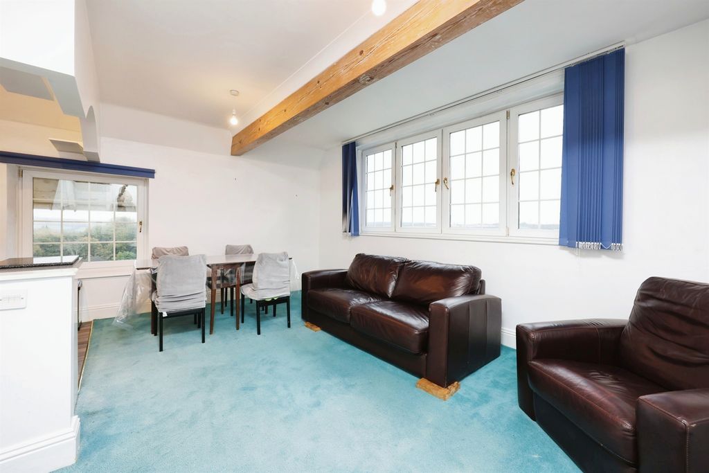 Additional image 2 of 2 bed flat for saleCrescent Road, Ivybridge PL21