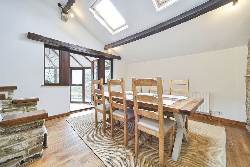Additional image 8 of 4 bed semi-detached house for saleLong Lee Lane, Keighley BD21