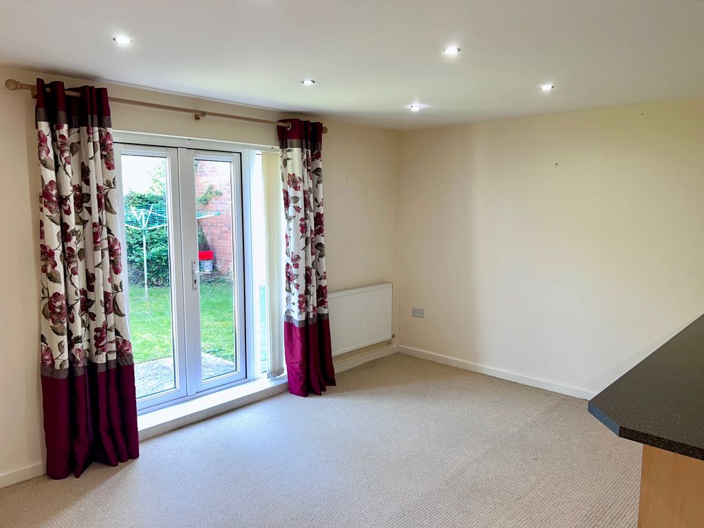 Additional image 4 of 1 bed flat for salePark Street, Hungerford RG17