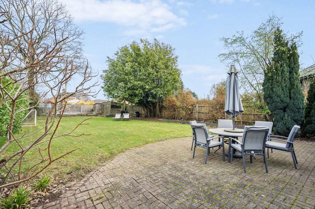 Additional image 20 of 4 bed detached house for saleWellesley Avenue, Iver SL0