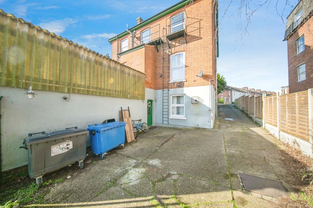 Additional image 20 of 6 bed detached house for saleChristchurch Street, Ipswich, Suffolk IP4