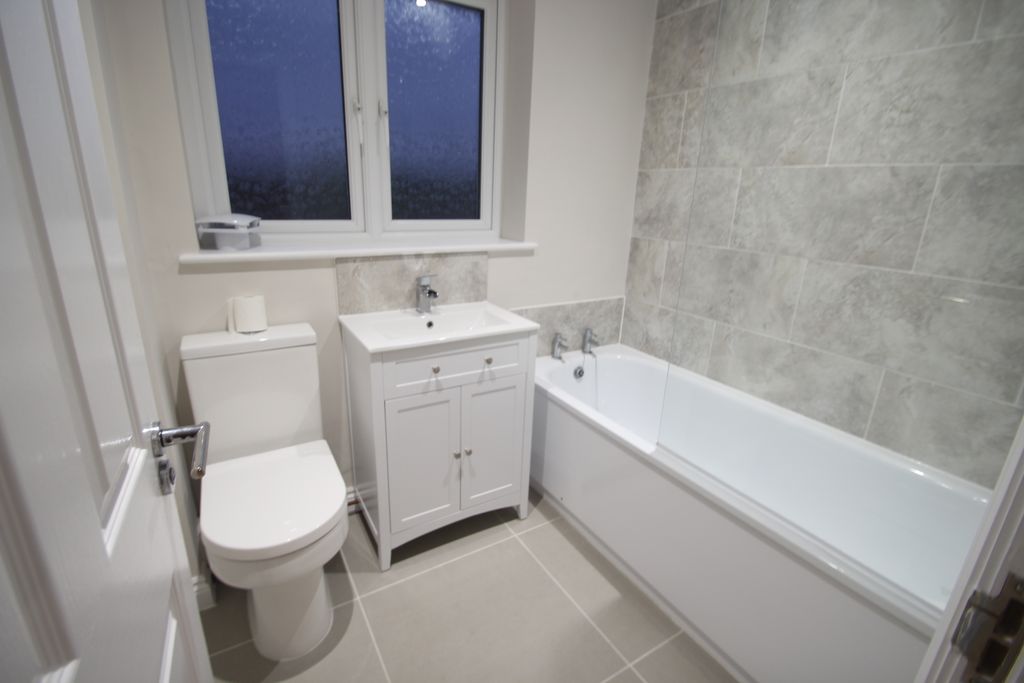 Additional image 12 of 4 bed semi-detached house for saleSanden Close, Hungerford RG17