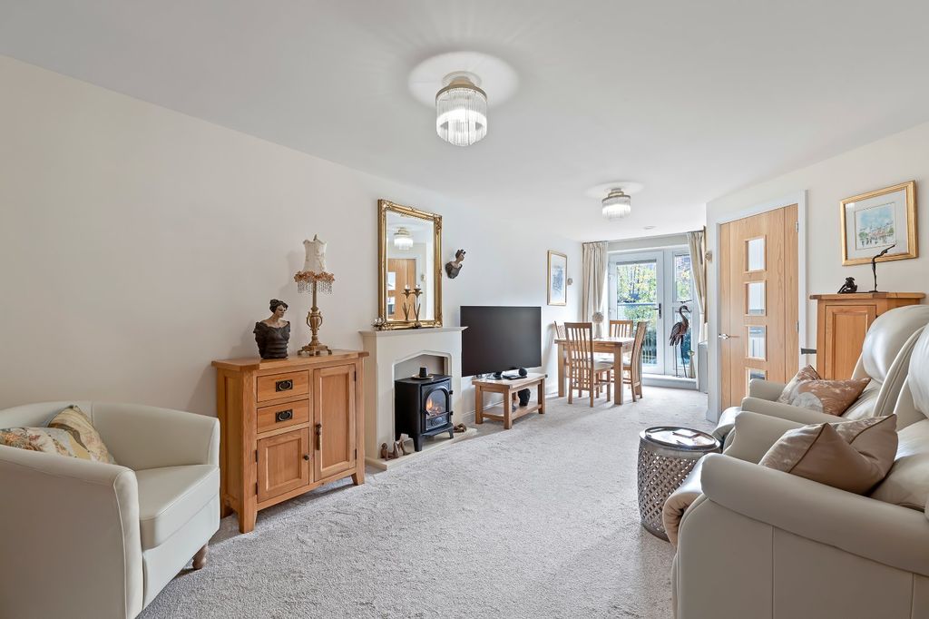 Additional image 5 of 1 bed flat for saleRailway Road, Ilkley, West Yorkshire LS29