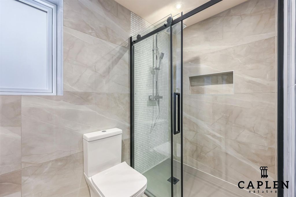 Additional image 14 of 2 bed flat for saleNew North Road, Ilford IG6