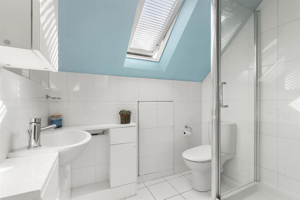 Additional image 19 of 5 bed property for saleOaklands, Westwood Drive, Ilkley LS29