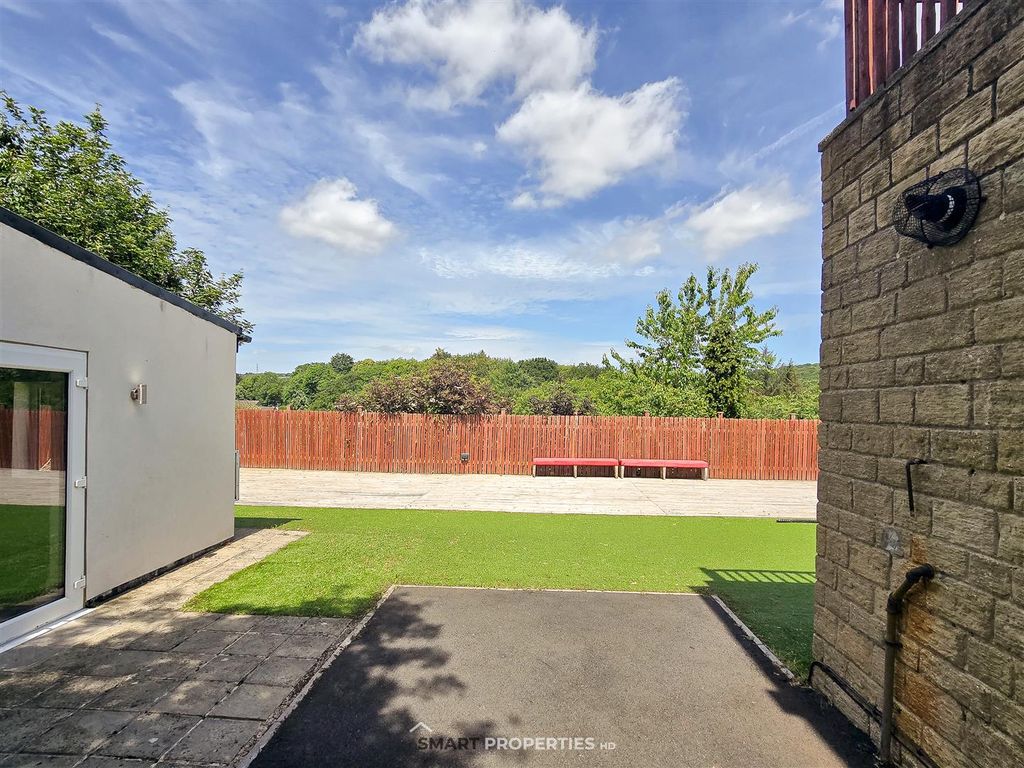 Additional image 69 of 5 bed detached house for saleGreenroyd Croft, Huddersfield HD2