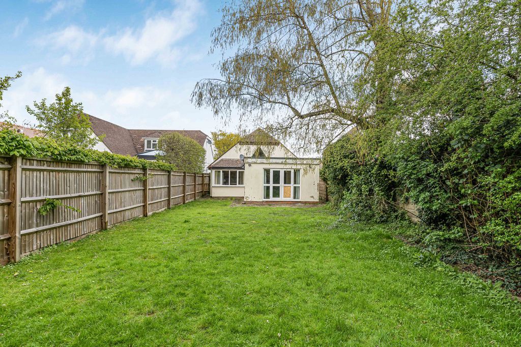 3 bed detached bungalow for saleThe Moors, Kidlington OX5